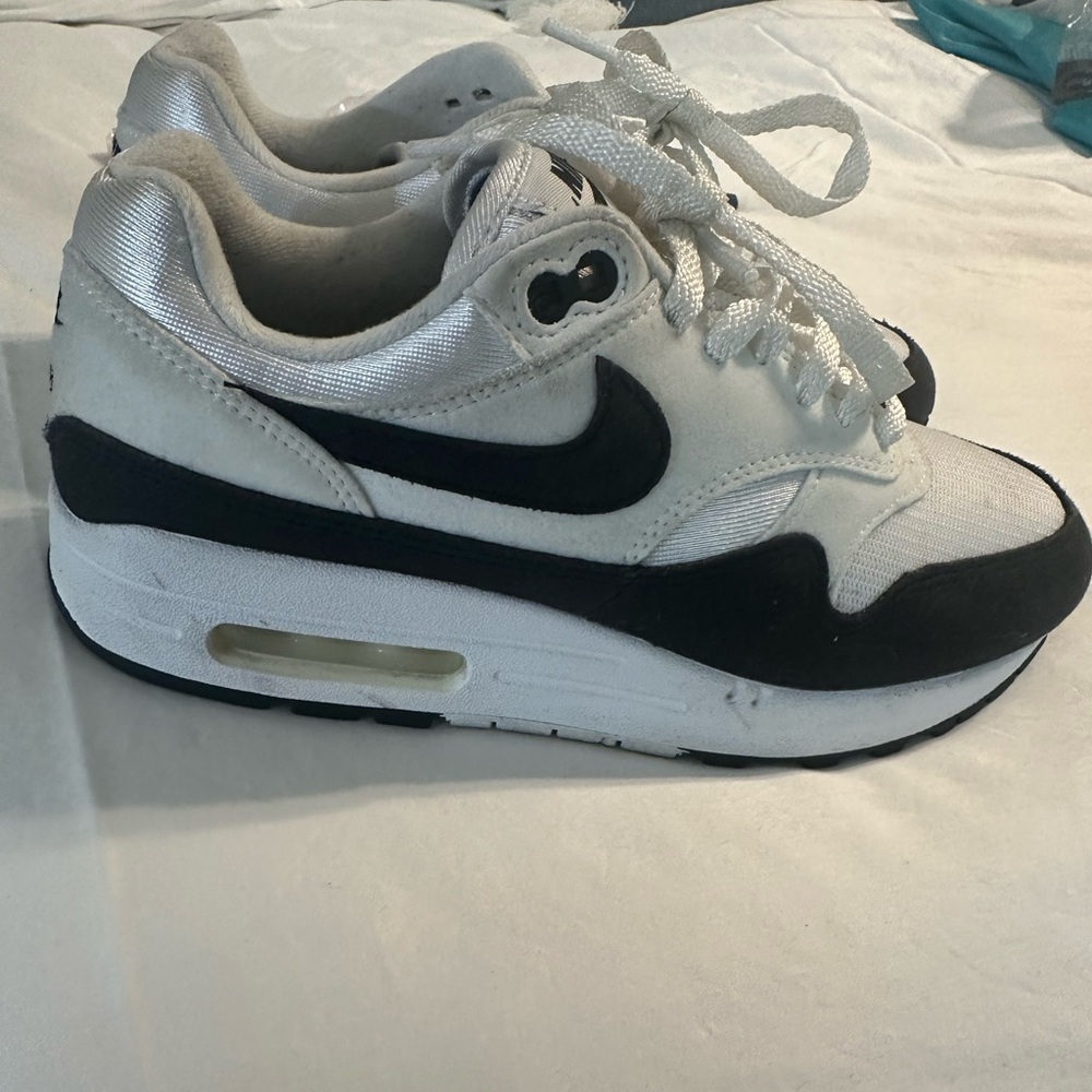 Women’s Nike Air Max